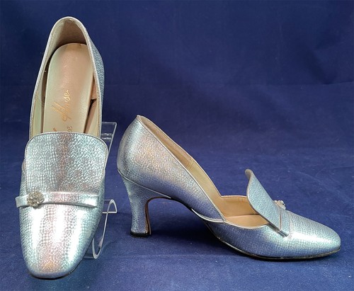 VICENZA SHOES Vintage Vogue Ho Holographic Silver Rhinestone Button Penny Loafers Shoes