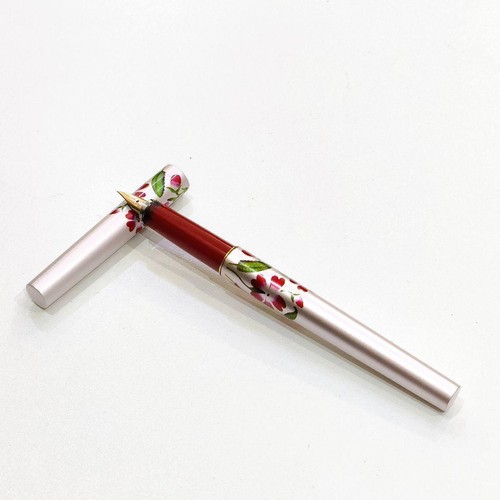 MONTBLANC PILOT Pilot Floral Fountain Pen Antique