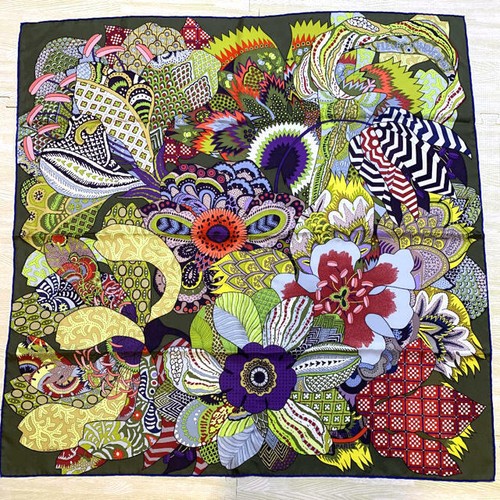 HERMÈS Hermes Scarf Stole Fleurs d'Indiennes by Aline Honore Floral Silk Khaki Carre 90