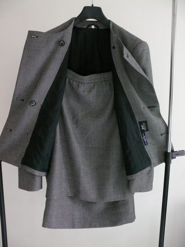 Akris Club (made in Switzerland) tuta di lana con gonna   grigio   taglia US 12