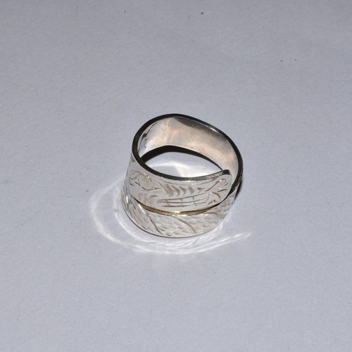 Sterling Silver Native American Wolf Ring Size 8