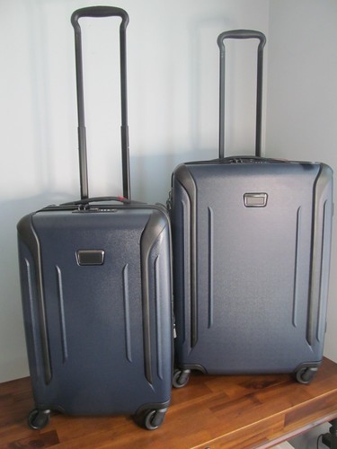 TUMI Vapor Luggage Set International Carry on  Check In Spinner TSA Locking  NWT