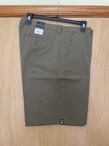 ESSENTIALS St. John's Bay Men's Cotton Essential Flat Front Chino Short Olive Tree Size W44