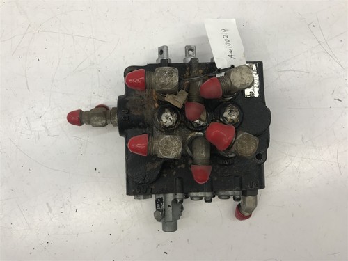 JOHN DEERE 420 430 HYDRAULIC CONTROL VALVE AM100214 332 322 318 330