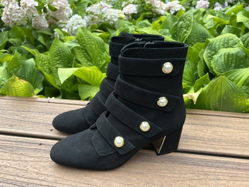 carvela kurt geiger Black abrasive leather boots 39