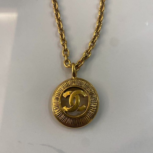 CHANEL JEWELRY Auth Chanel CoCo Mark Round Design Necklace Pendant Vintage 3848 G France