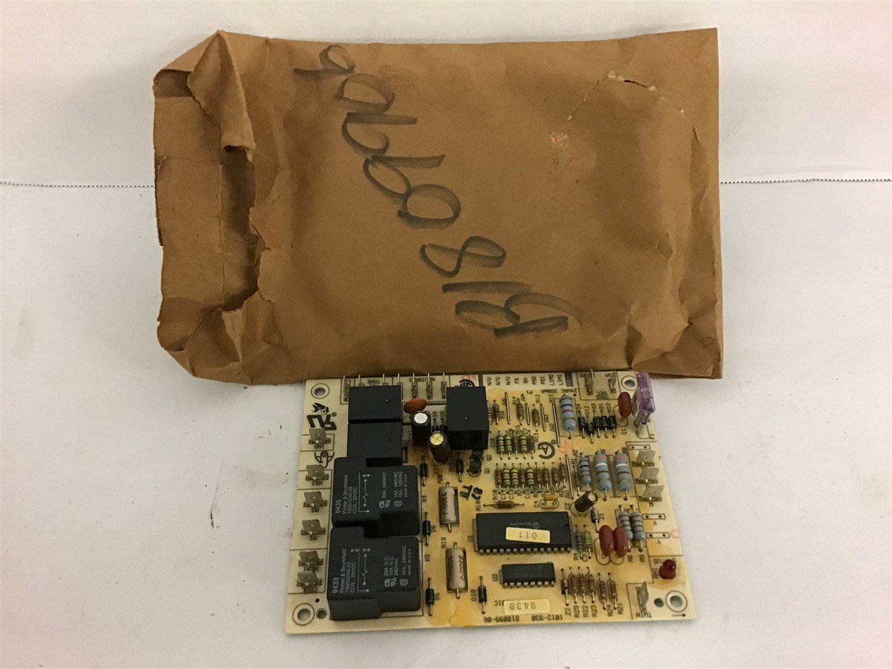 BME BEARINGS AND SURPLUS CPC E 94V 0 HSCI 1012 83 9301A Control Board