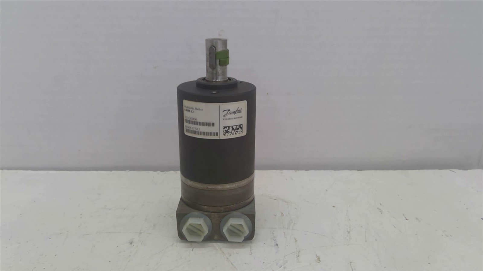 BME BEARINGS AND SURPLUS Danfoss OMM32 151G0006 Hydraulic Motor