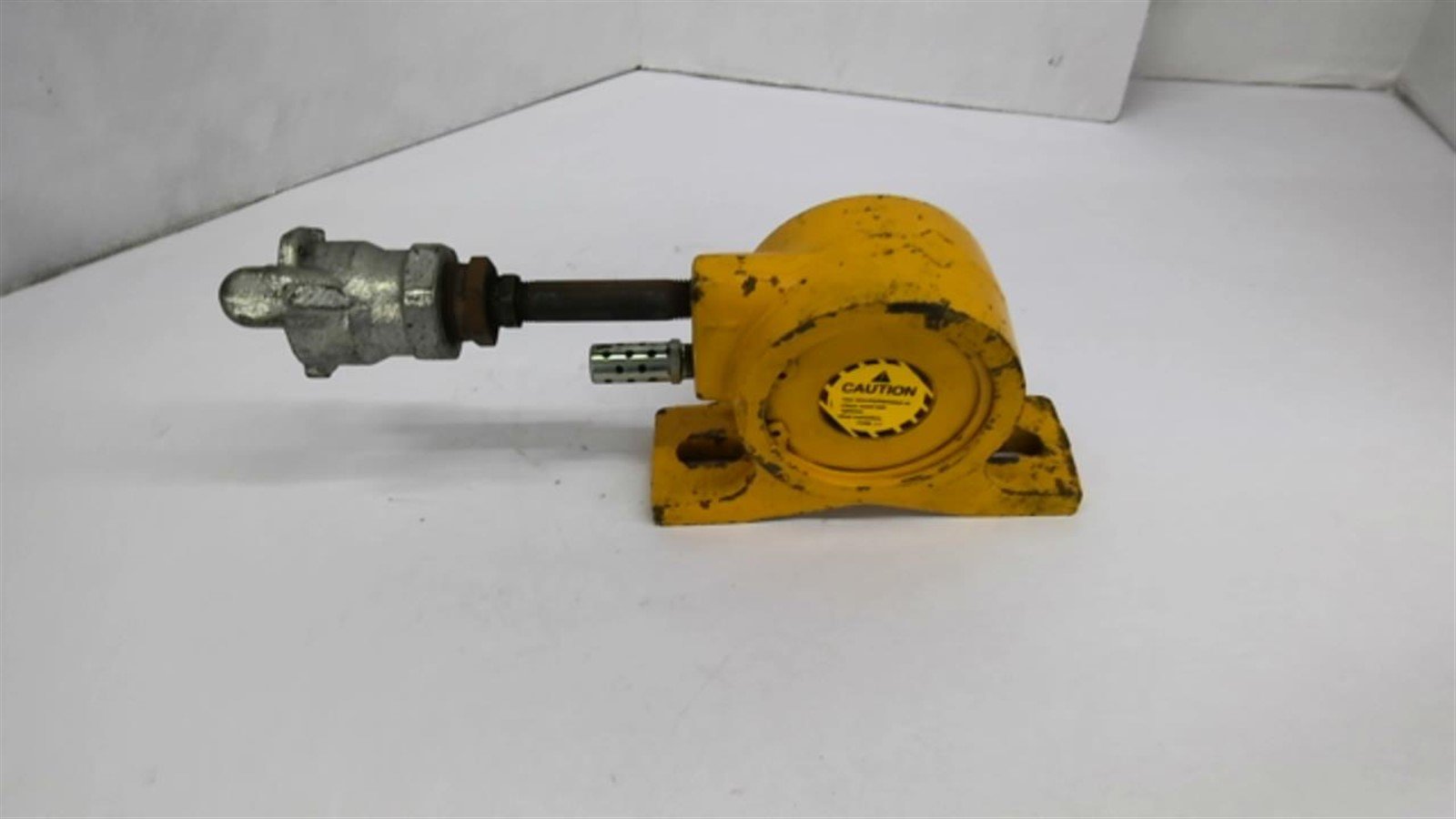 BME BEARINGS AND SURPLUS Cougar Industries ABF 35 Ball Vibrator