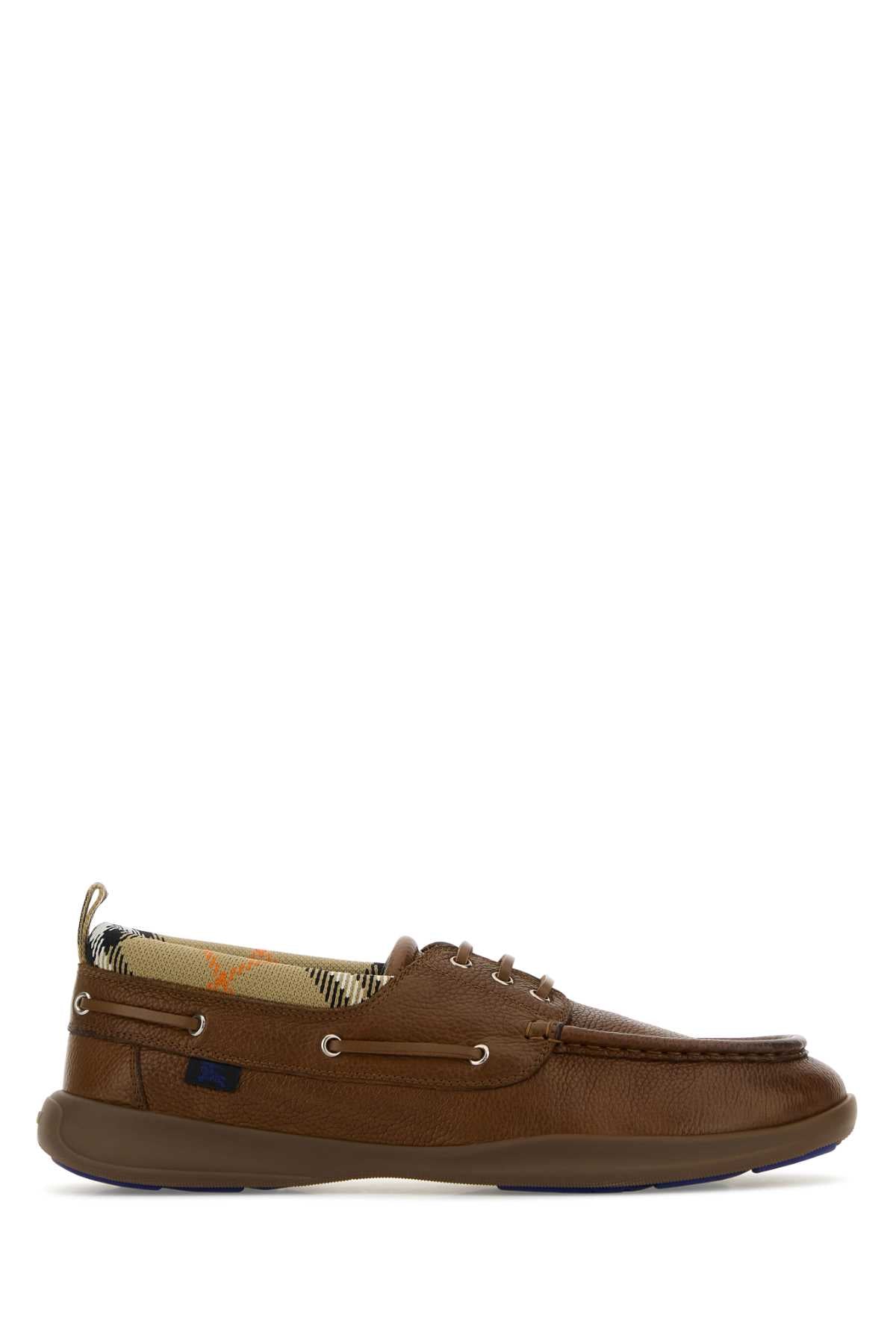 Mocasines de balsa de cuero marrón burberry