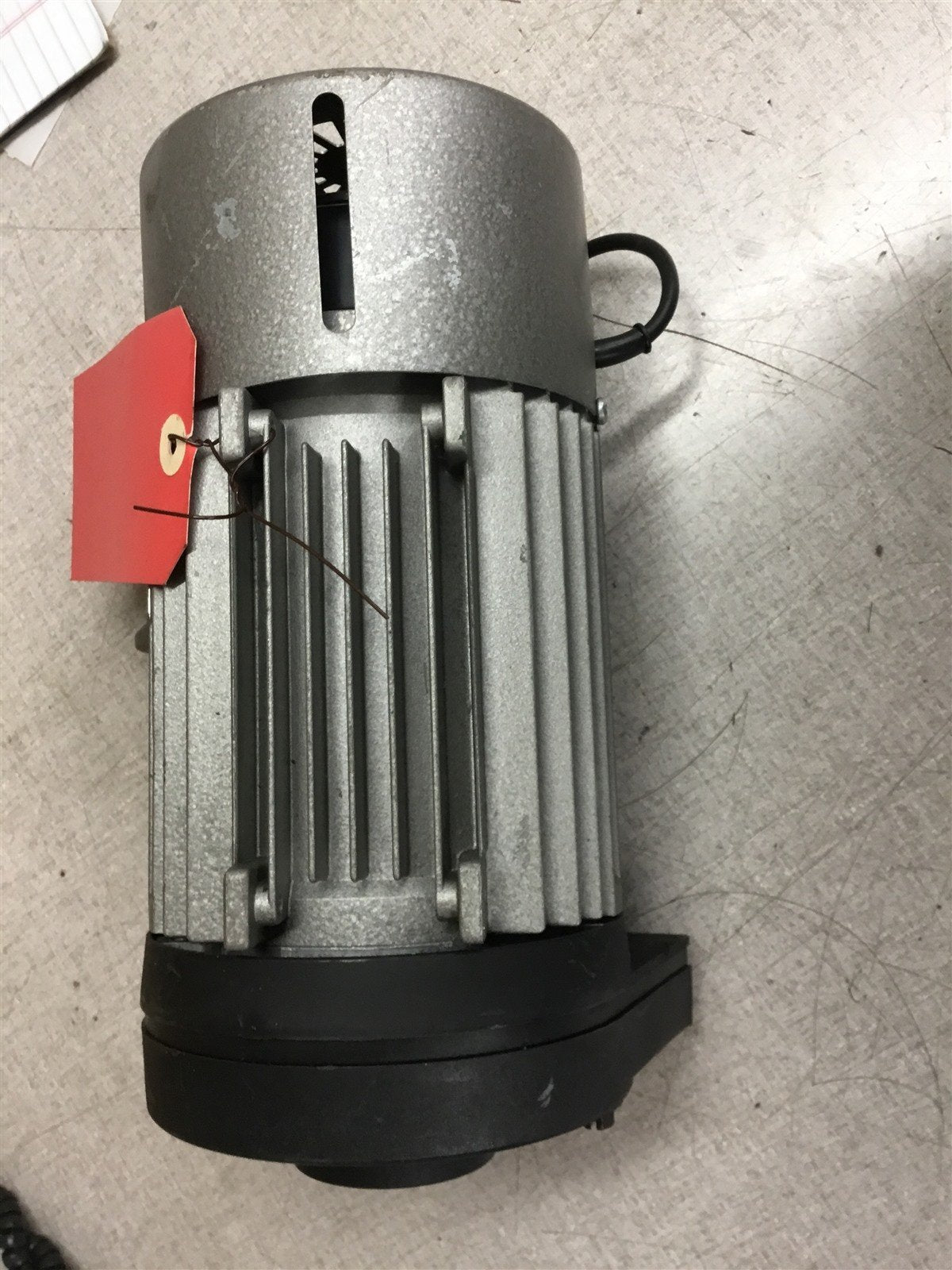 BME BEARINGS AND SURPLUS EFKA DC1600 DC MOTOR 230 VOLTS, 5000 RPM, VDE 0530 3 PHASE