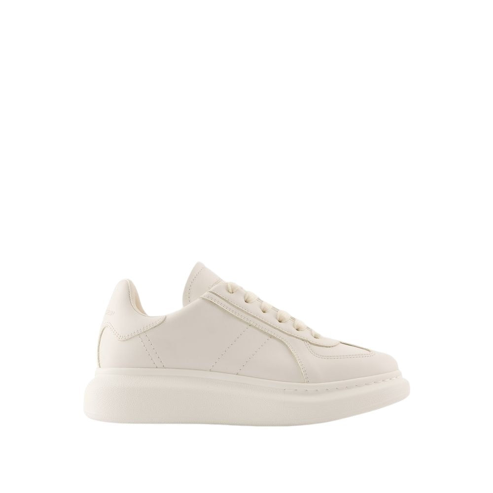 2934 Oversized Sneakers   Leather   White