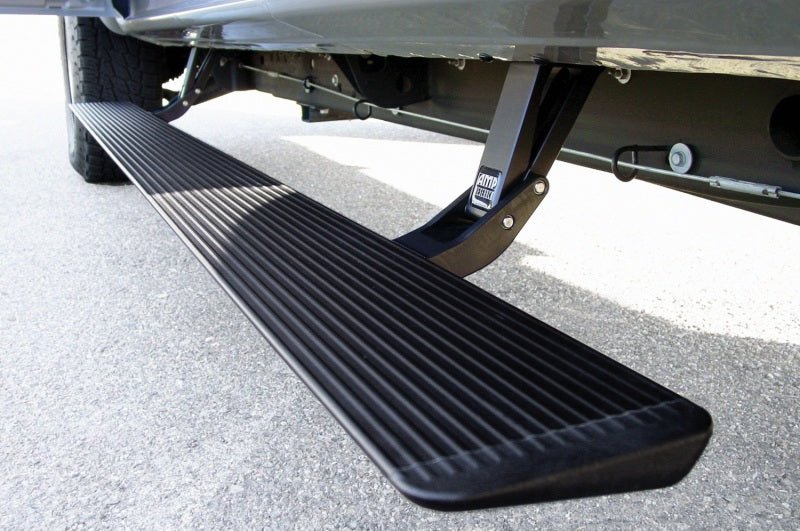 AMP Research 1999 2006 Chevy/GMC Silverado/Sierra Extended/Crew PowerStep   Black