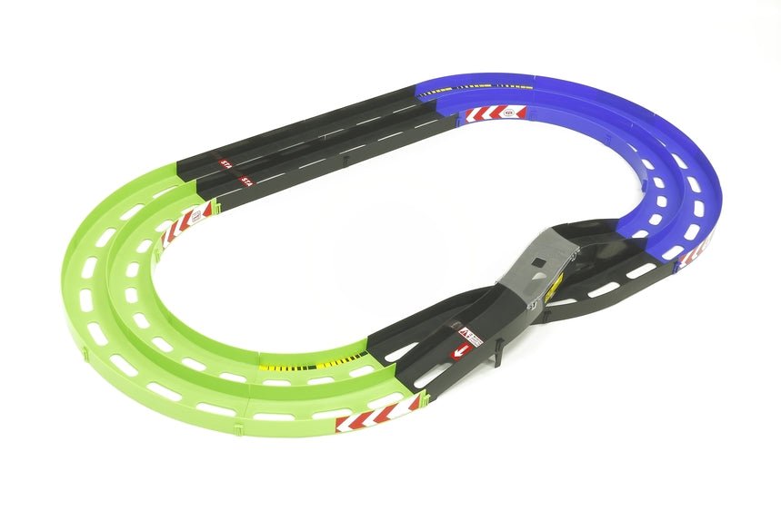 Tamiya   JR Mini 4WD Oval Home Circuit with Lane Change