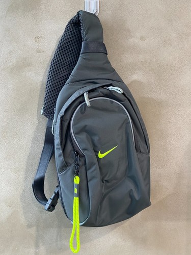 Nike Sportswear Essentials Sling Bag Unisex Lifestyle Crossbody Pack DJ9796 060