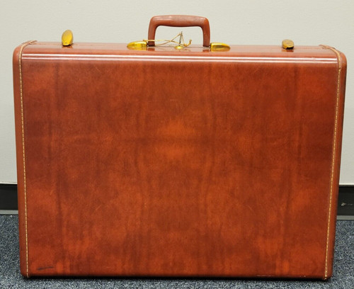 Samsonite Suitcase Luggage w  KEY Shwayder Bros VTG 19"x26" Denver Colorado 4936