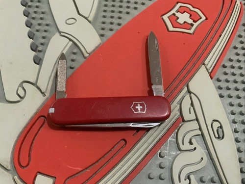 Victorinox Swiss Army Knife Red Ambassador 74mm No Key Ring No Ads