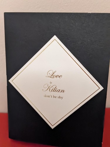 Kilian Love Don't Be Shy Women's Sample Eau de Parfum   1.5ml 0.05fl oz