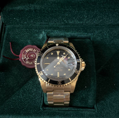 A BATHING APE (BAPE) A BATHING APE CLASSIC TYPE 1 BAPEX Black G Men's Watch Stainless Steel JP NEW
