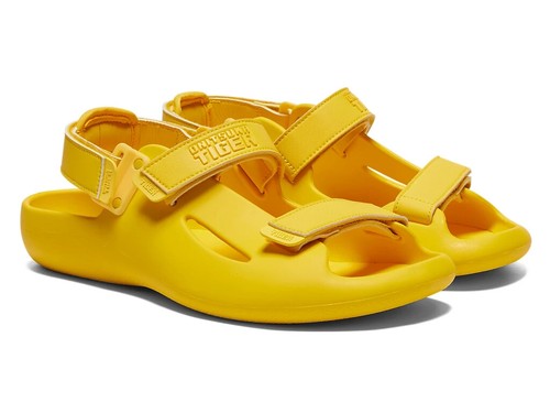 1183C368 750 ONITSUKA TIGER TIGER ERGONIO STRAP YELLOW YELLOW