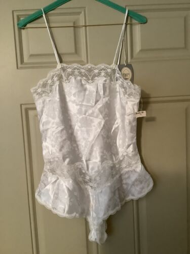 Christian Dior vintage white floral pattern lingerie petite romper with tags