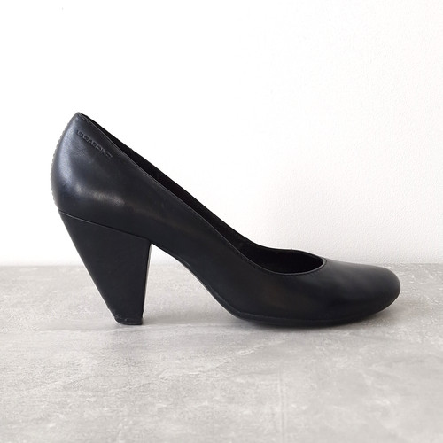 VAGABOND LEATHER CONE HEELS EU40 US10 UK7 COURT SHOES PUMPS