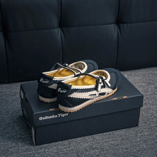 2025 Patou x Onitsuka Tiger Mexico 66 Tgrs Black Cream Ballet Flats 118A2678 001