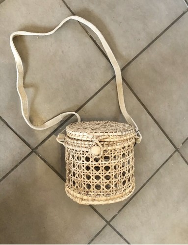 Borsa a tracolla Zara fatta a mano in vimini rattan H06A