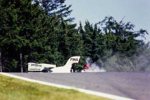 Ian Ashley's Williams FW01 Ford stopped and smoking the middle of   Old Photo
