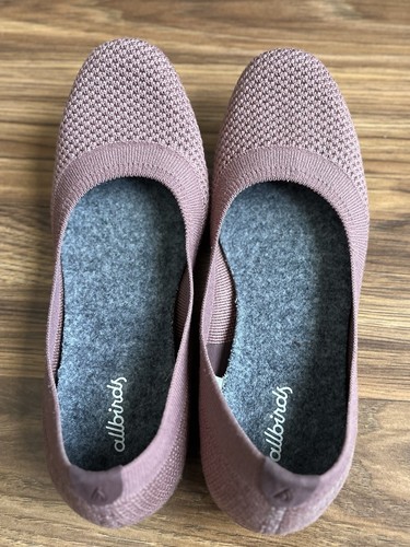 ALLBIRDS WOMEN'S TREE BREEZERS (Dusty Mauve Knit) Size 5.5 Great Used Condition
