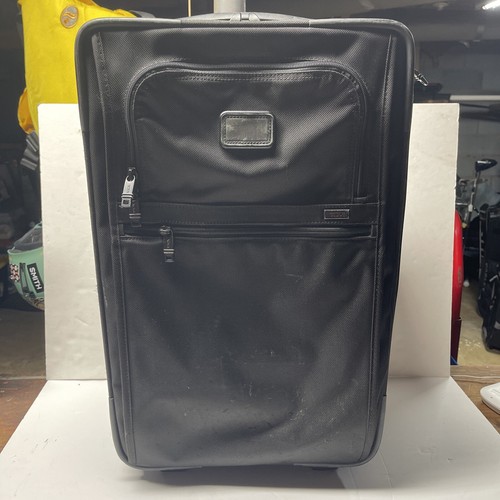 TUMI ALPHA 2   22020D2   20" Expandable 2 Wheel Carry On Luggage see Description