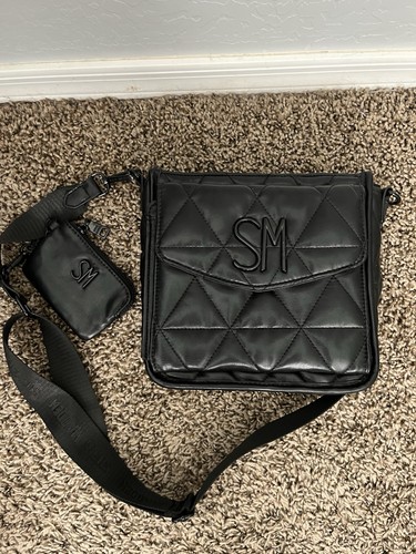 Steve Madden BMEZZA Quilted Messenger Bag  Black 8" X 9" X 4" Adjustable Strap