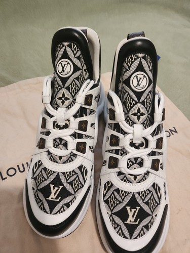 Louis Vuitton Archlight Sneakers Size 42 NEW With Box