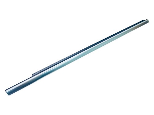 Mercedes Benz ML W166 2013 Right front door glass trim A1667254800 TES46523