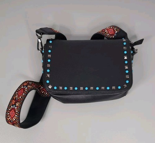 Borsa a tracolla Urban Expressions nera con borchie in pelle vegan borsa boho