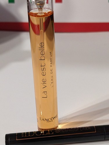 LANCOME Lancôme La vie est belle for Women 0.34 fl oz Eau de Parfum Spray & Blk Liner