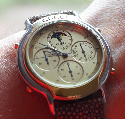 GUCCI 8300   Cronografo fasi lunari   Quadrante oro   Vintage 1980 1989