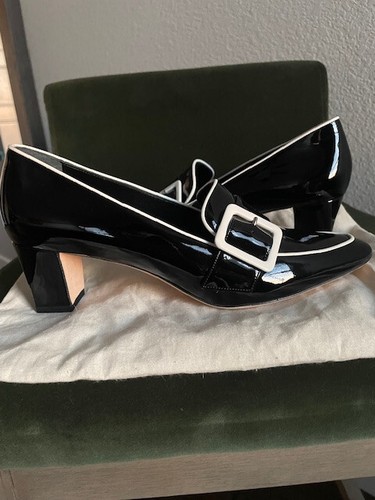 Brand New Manolo Blahnik Black White Buckle Patent Leather Pumps Size 38 5