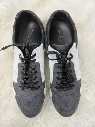 LOUIS VUITTON TRAINER 100% Authentic Size 11US Louis Vuitton Runaway Trainer Monogram Leather