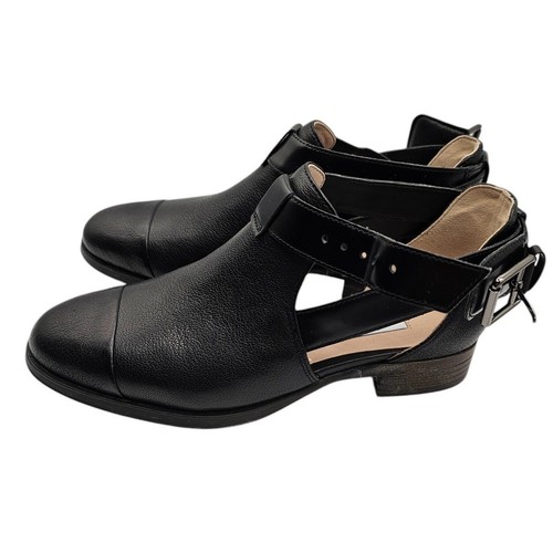 Clarks Narrative 6.5 Black Leather Strappy Ankle Straps Flats Busby Fresh