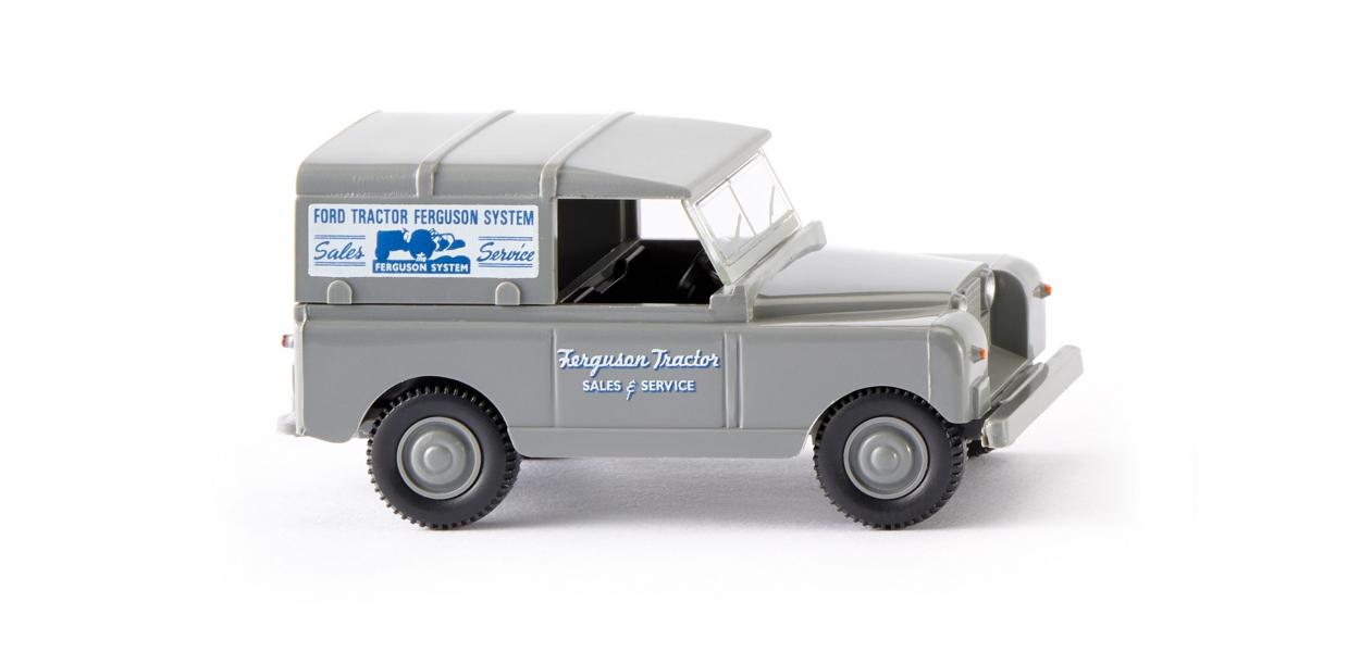 WIKING 17010003   Land Rover   "Ferguson Tractor Sales & Service" Logo (HO Scale)