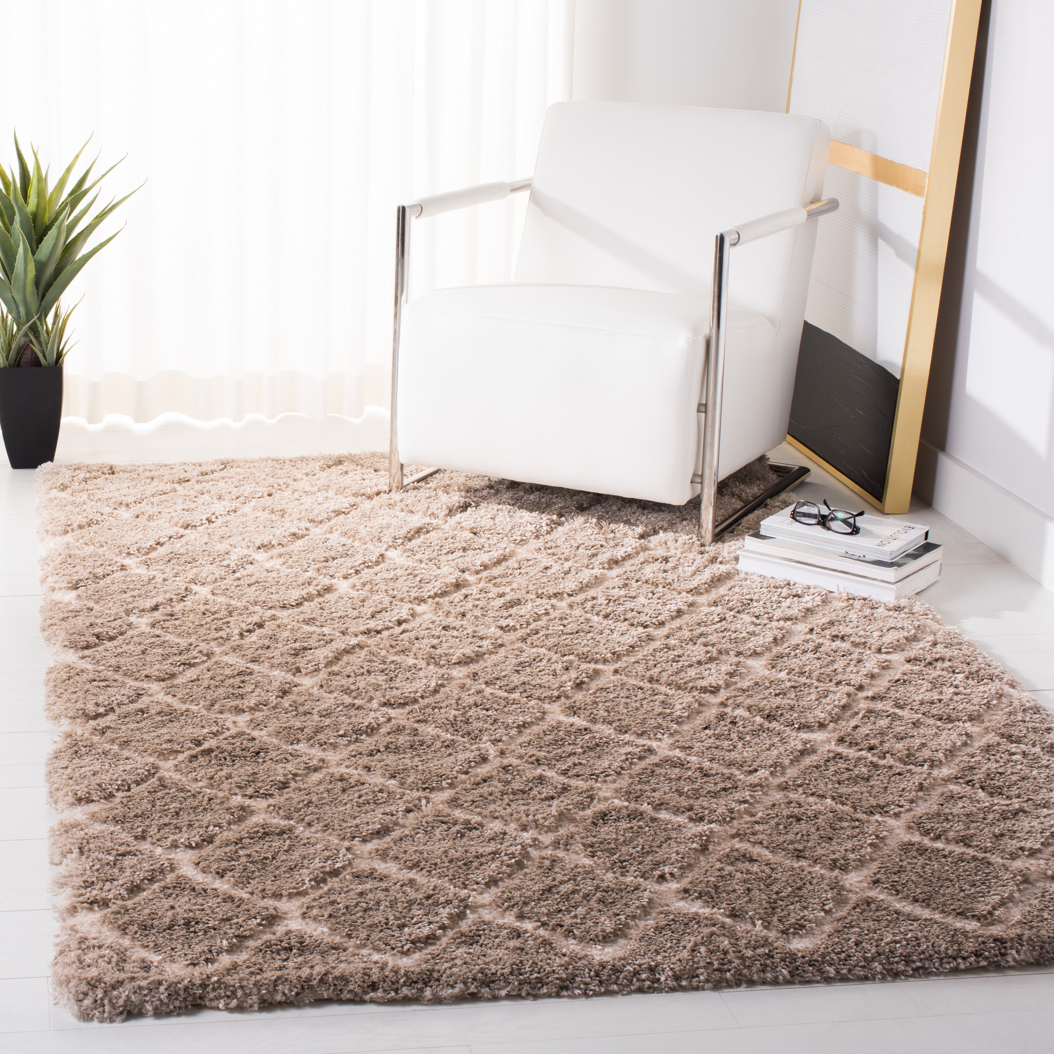 2346 Adriana Shag Machine Made Area Rug Beige Cream Shag Flokati Style Easy Care