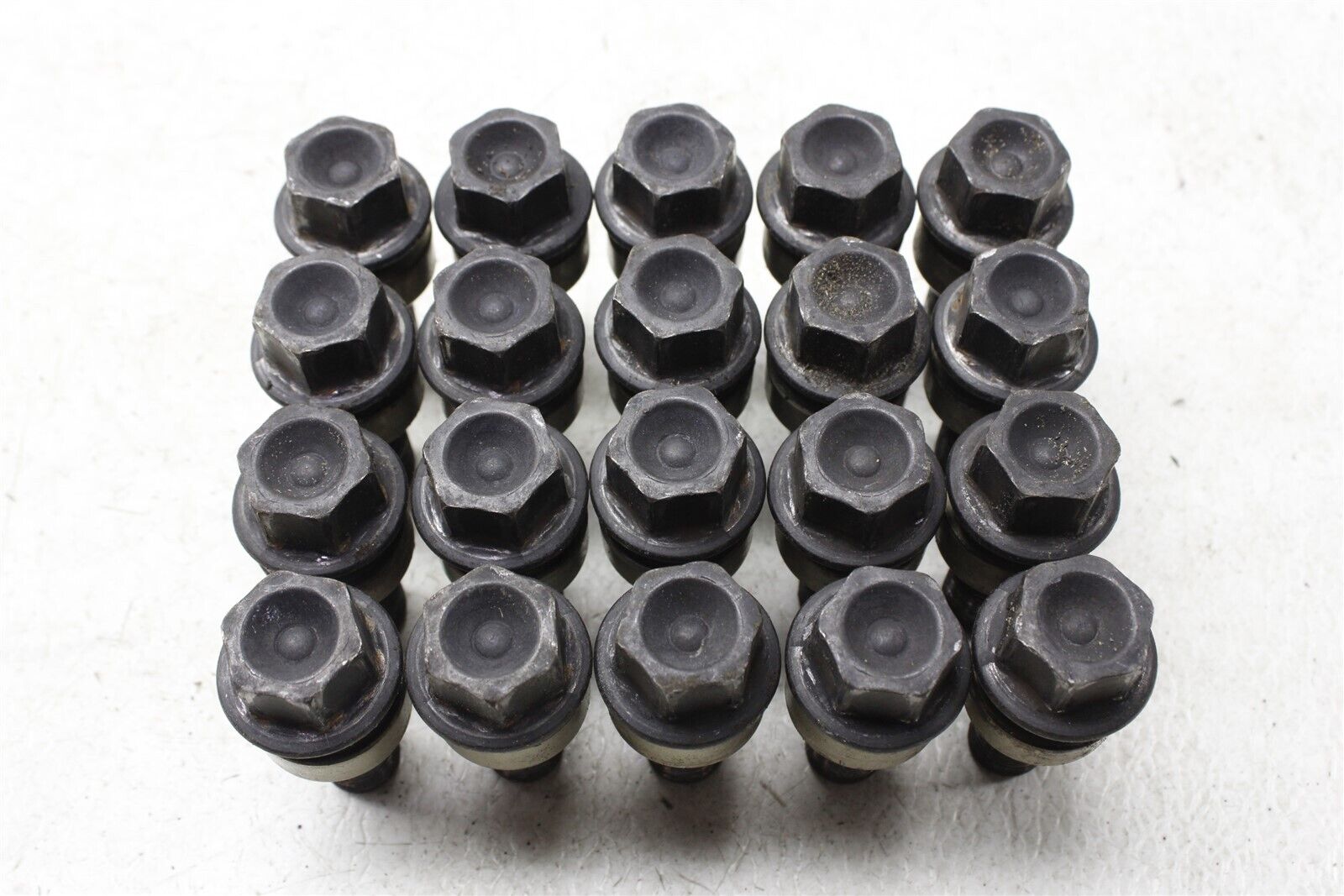 2015 Porsche Boxster S Lug Bolt Set Nut 13 16