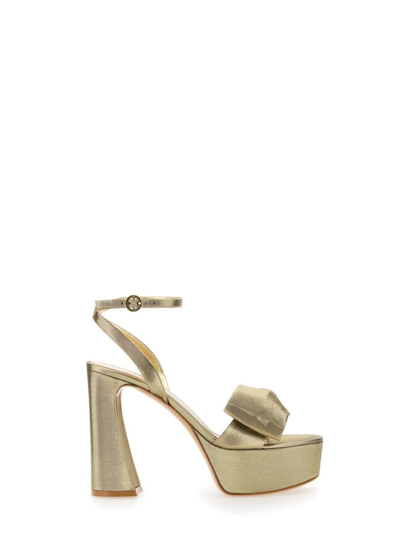 2934 Platform Sandals With Decorative Knot