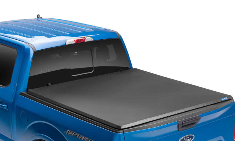 Lund 05 17 Nissan Frontier (6ft. Bed) Genesis Tri Fold Tonneau Cover   Black
