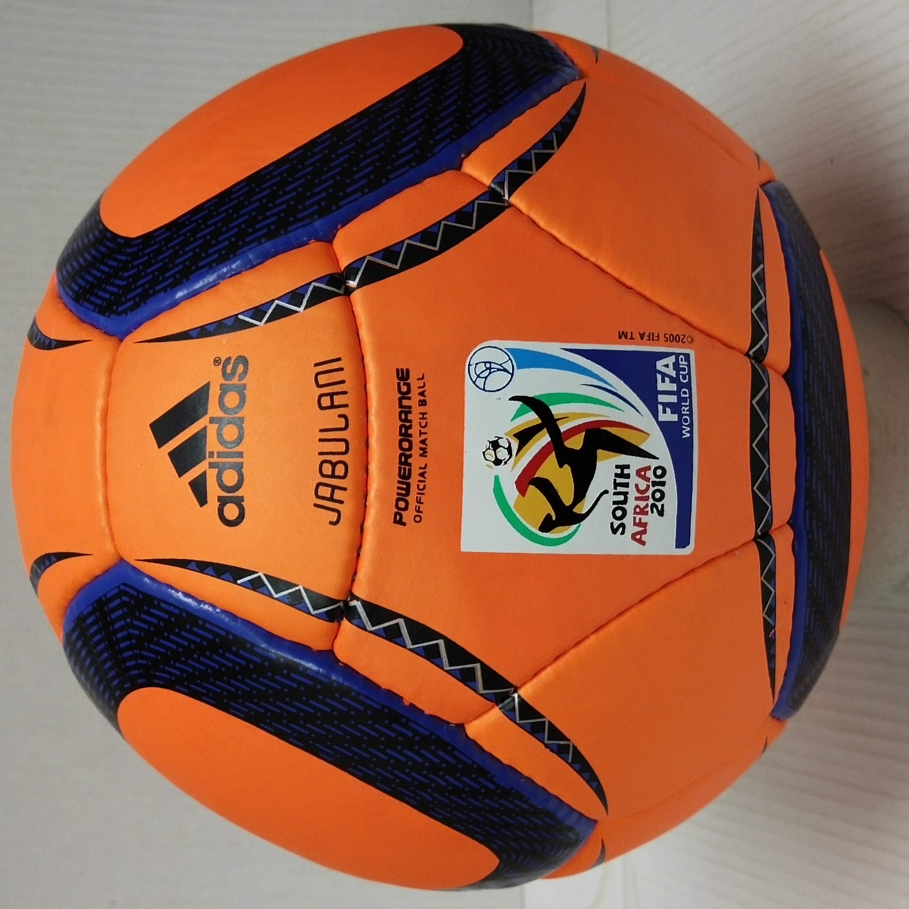 Adidas Jabulani   Winter Edition   Orange Ball