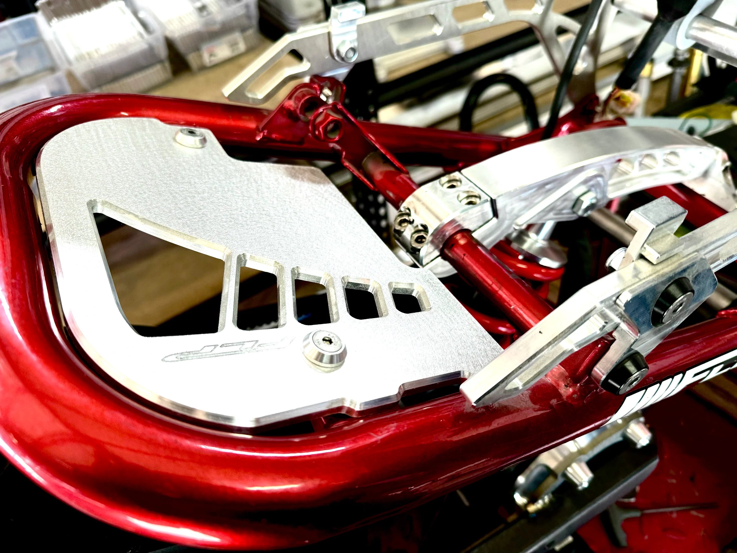 ROLLING WRENCH Honda Ruckus "Lusso" Rear Frame Cover   FLP