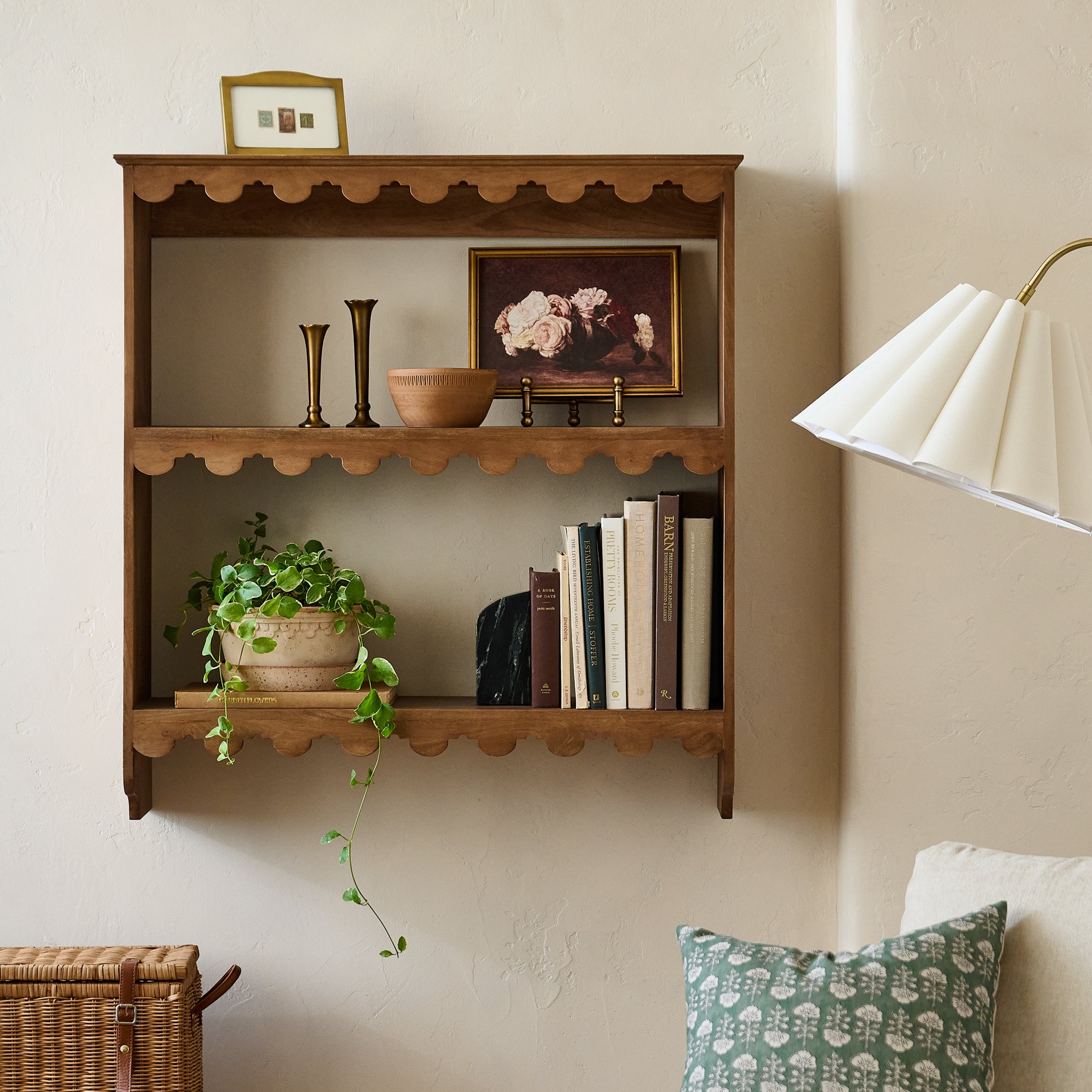 VND8329 CRAFTMACHINE INDIA PVT LTD Linnea Antiqued Wood Shelf