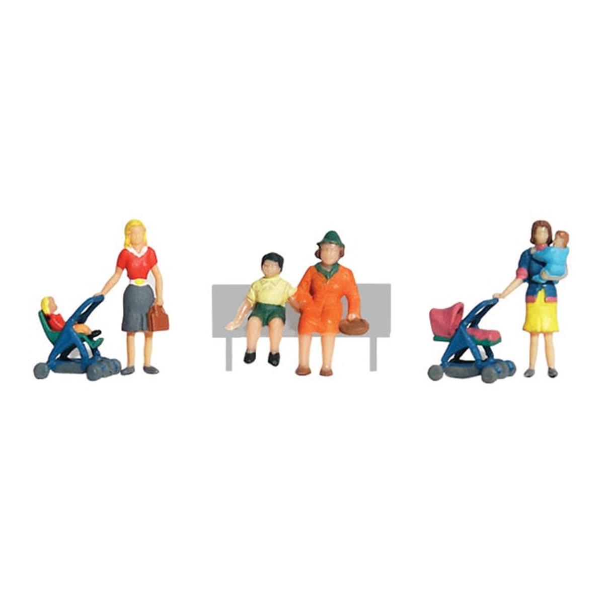 2297 Woodland Scenics  HO Mom & Kids