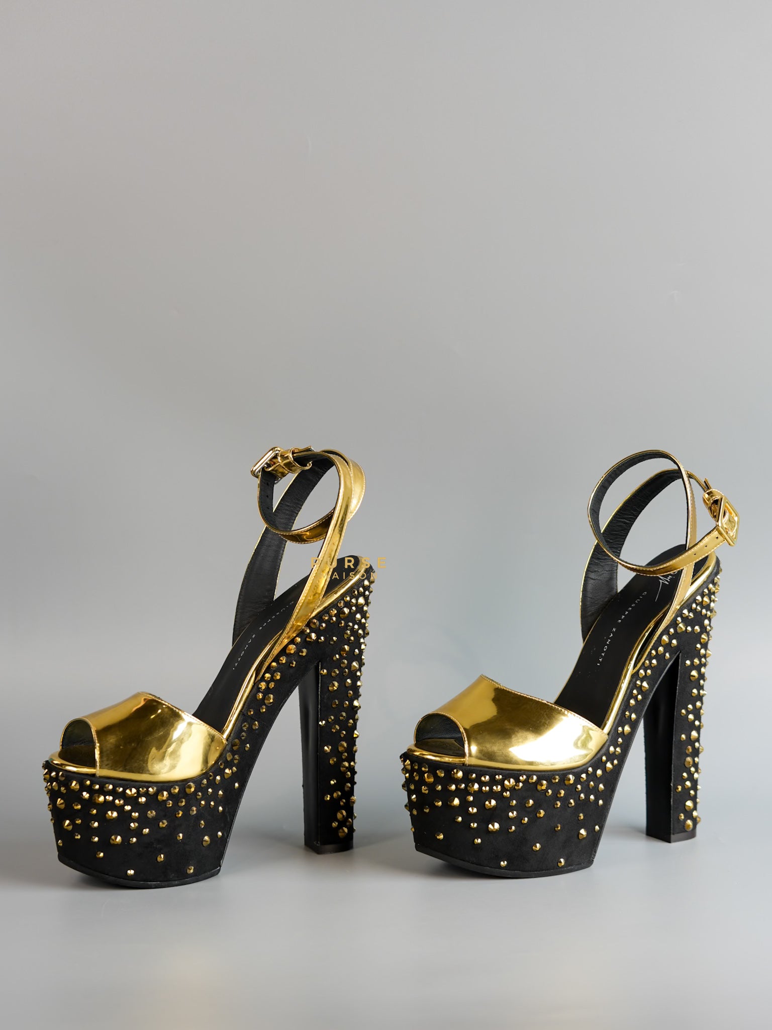 GIUSEPPE ZANOTTI Gold Platform Crystal Stud Chunky Block Heel Sandals Women size 38 (23.9cm)